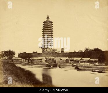 Tungchow Pagoda. Felice Beato (italiano, nato Italia, 1832 - 1909) Foto Stock