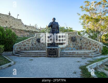 Feodosiya, Crimea - 15 settembre 2020: Monumento a Afanasy Nikitin, Feodosia, Crimea Foto Stock