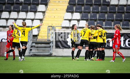 Goteborg, Svezia. 27 Marzo 2021. BK Hacken festeggia il gol durante una partita di gruppo nella Coppa di Lega Svedese la stagione 2021 marzo 27 tra BK Hacken e Linkopings FC alla Bravida Arena di Gothenburg Credit: SPP Sport Press Photo. /Alamy Live News Foto Stock