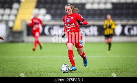 Goteborg, Svezia. 27 Marzo 2021. Frida Maanum (15 Linkoping) durante una partita di gruppo nella Coppa di Lega Svedese la stagione 2021 marzo 27 tra BK Hacken e Linkopings FC alla Bravida Arena di Gothenburg Credit: SPP Sport Press Photo. /Alamy Live News Foto Stock