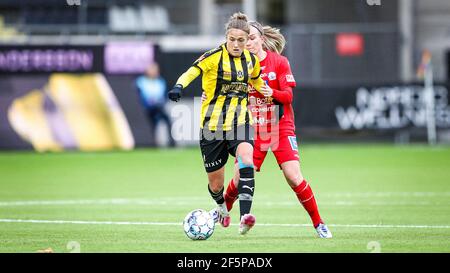 Goteborg, Svezia. 27 Marzo 2021. Filippa Angeldahl (16 BK Hacken) durante una partita di gruppo nella Coppa di Lega Svedese la stagione 2021 Marzo 27 tra BK Hacken e Linkopings FC alla Bravida Arena di Gothenburg Credit: SPP Sport Press Photo. /Alamy Live News Foto Stock