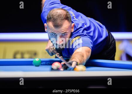 MILTON KEYNES, REGNO UNITO. 27 Marzo 2021. Alex Kazakis durante 2021 Champion League Pool - Day 6 partite alla Marshall Arena sabato 27 marzo 2021 a MILTON KEYNES INGHILTERRA. Credit: Taka G Wu/Alamy Live News Foto Stock