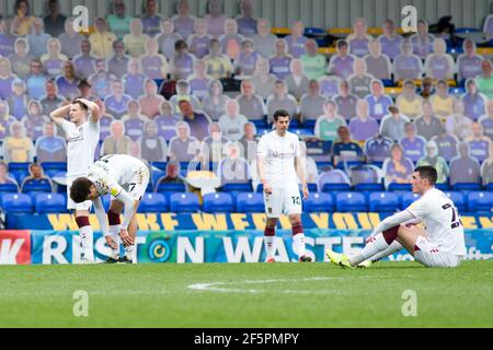 LONDRA, REGNO UNITO. 27 MARZO la squadra di Northampton si rammarica durante la partita Sky Bet League 1 tra AFC Wimbledon e Northampton Town al Plough Lane, Wimbledon sabato 27 Marzo 2021. (Credit: Federico Maranesi | MI News) Credit: MI News & Sport /Alamy Live News Foto Stock