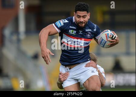 Leeds, England - 27 Marzo 2021 - Wakefield Trinity's Kelepi Tanginoa in azione durante la Rugby League Betfred Super League Round 1 Wakefield Trinity vs Leeds Rhinos allo Stadio Emerald Headingley, Leeds, UK Dean Williams/Alamy Live News Foto Stock