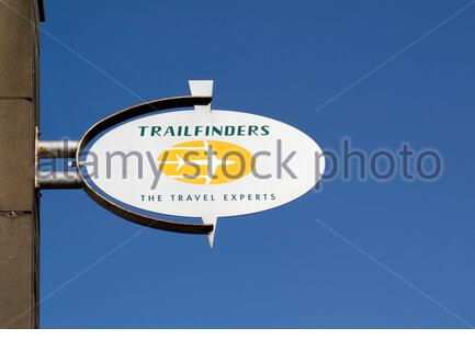 Cartello Trailfinders Travel Agent, Edimburgo, Scozia Foto Stock