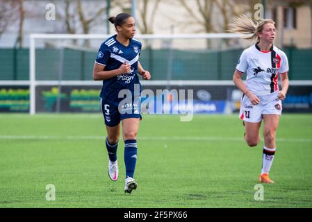 Estelle Cascarino del FC Girondins de Bordeaux durante la partita di calcio femminile D1 Arkema tra FC Fleury 91 e Girondins de Bordeaux il 27 marzo 2021 allo stadio Walter Felder di Fleury Merogis, Francia - Foto Melanie Laurent / A2M Sport Consulting / DPPI Foto Stock