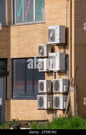 Impianti di climatizzazione impianti di raffreddamento e riscaldamento Foto Stock