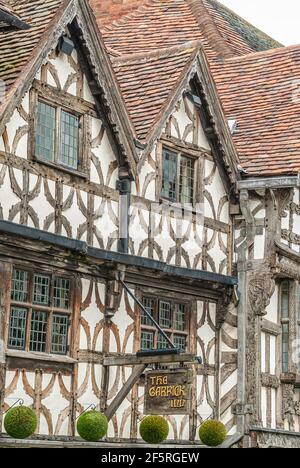 Facciata dell'antico Garrick Inn Pub a Stratford Upon Avon, Warwickshire, Inghilterra, Regno Unito Foto Stock