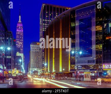 2004 STORICA MADISON SQUARE GARDEN (©CHARLES LUCKMAN 1968) OTTAVA AVENUE MANHATTAN NEW YORK CITY USA Foto Stock