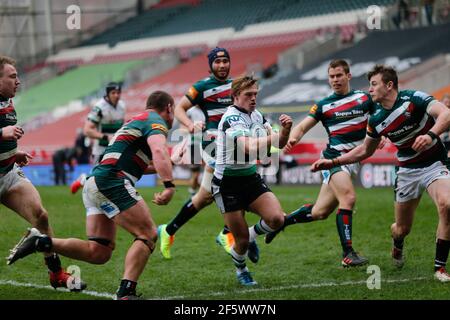 Leicester, Regno Unito. 20 Marzo 2021. LEICESTER, INGHILTERRA. 28 MARZO: Sam Stuart of Newcastle Falcons durante la partita di premiership Gallagher tra Leicester Tigers e Newcastle Falcons a Welford Road, Leicester, domenica 28 Marzo 2021. (Credit: Chris Lishman | MI News) Credit: MI News & Sport /Alamy Live News Foto Stock