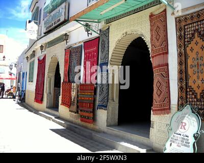 Al-Qayrawan è oggi la città tunisina che, nel periodo del califfo islamico, era la capitale del governatorato di Ifrīqiya. Kairouan è una città Santa Foto Stock