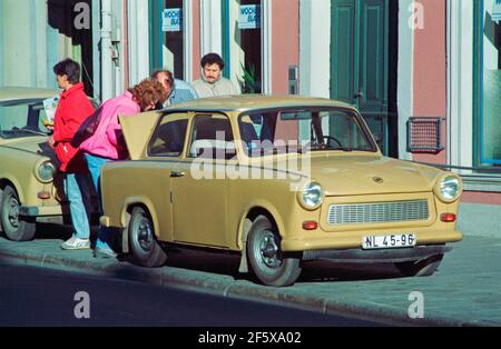 Automobili della DDR in visita, 17 novembre 1989, appena una settimana dopo la caduta del muro di Berlino, Bamberga, Franconia, Baviera, Germania Foto Stock