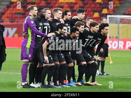 Foto di squadra, foto di squadra, foto di squadra (Germania). Riga posteriore da sinistra a destra Manuel Neuer, Antonio Ruediger, Lukas Klostermann, Matthias Ginter, Emre Can, Kai Havertz. Avanti da sinistra a destra Ilkay Guendogan, Serge Gnabry, Joshua Kimmich, Leon Goretzka, Leroy Sane (Germania) GES/Fussball/WM-Qualifikation: Rumaenien - Germania, 28.03.2021 Calcio: Coppa del mondo match di qualificazione: Romania vs Germania, Bucarest, Romania, 28 marzo 2021 | usage worldwide Foto Stock