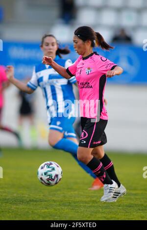 Coruna, Spagna. Yoko Tanaka di Sporting de Huelva durante la partita della Lega Iberdrola tra Deportivo de la Coruña e Sporting de Huelva Foto Stock