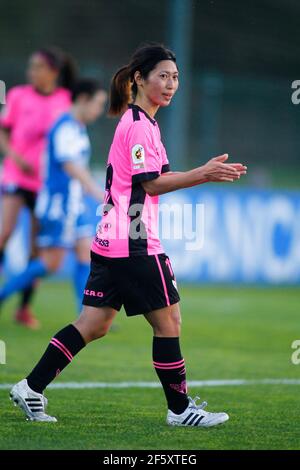 Coruna, Spagna. Yoko Tanaka di Sporting de Huelva durante la partita della Lega Iberdrola tra Deportivo de la Coruña e Sporting de Huelva Foto Stock