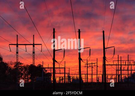 Cielo elettrico nella contea di Gwinnett, Georgia. (STATI UNITI) Foto Stock