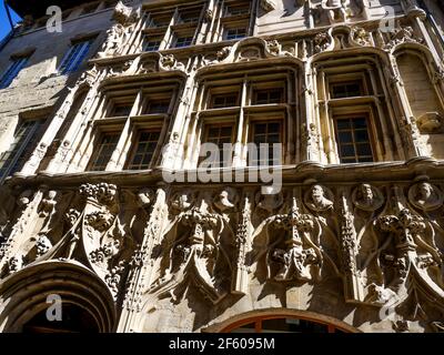 La Maison des Tetes, Valence, Drome, Francia Foto Stock