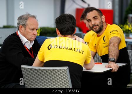 STOLL Jerome (fr) presidente del team Renault Sport F1 e ABITEBOUL Cyril (fr) Direttore generale di Renault Sport ambiance ritratto durante il campionato di Formula 1 2017 a Melbourne, Gran Premio d'Australia, dal 23 al 26 marzo - Foto Florent Gooden/DPPI Foto Stock