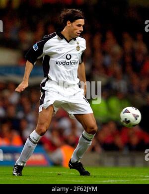 SCUDO BENEFICO FA AL MILLENNIUM STADIUM CARDIFF Foto Stock