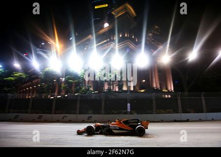 VANDOORNE Stoffel (bel) McLaren Honda MCL32, azione durante il Campionato del mondo di Formula uno 2017, Gran Premio di Singapore dal 14 al 17 settembre a Singapour - Foto DPPI Foto Stock