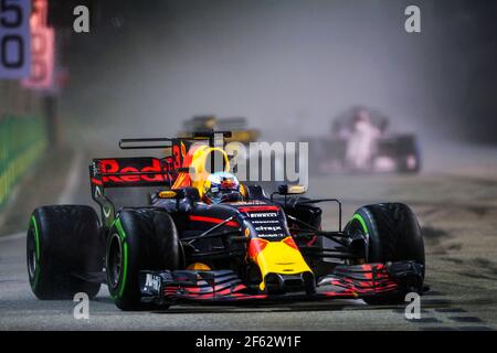 RICCIARDO Daniel (aus) Red Bull Tag Heuer RB13, azione durante il Campionato del mondo di Formula uno 2017, Gran Premio di Singapore dal 14 al 17 settembre a Singapour - Foto DPPI Foto Stock