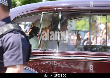 Castello di Windsor, Inghilterra, Regno Unito. 19 maggio 2018. Matrimonio con Duca di Sussex il Principe Harry e Duchessa di Sussex Meghan Markle - Long Walk Foto Stock