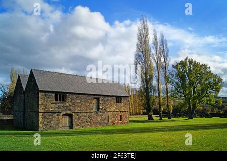 Regno Unito, South Yorkshire, Barnsley, Monk Bretton Priory, edificio amministrativo Foto Stock