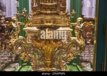 Ostensorio di Arfe nella Cappella di Santa Teresa della Moschea-Cattedrale di Córdoba. Foto Stock