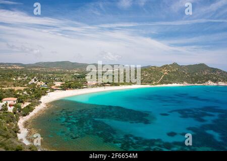 Acque cristalline e tropicali alla spiaggia Campus, Villasimius Foto Stock