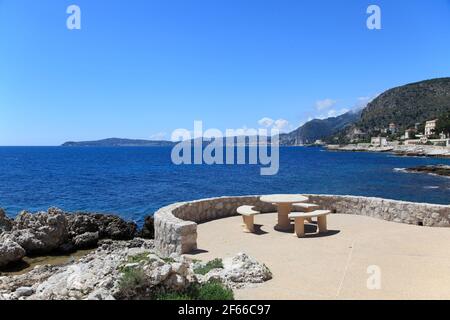 Percorso costiero, Cap d'Ail, Costa Azzurra, Costa Azzurra, Mediterraneo, Provenza, Francia, Europa Foto Stock