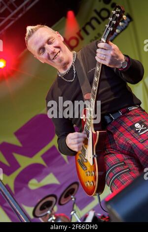Kajagoogoo cantare dal vivo al Midlands Festival nel 2010 Foto Stock