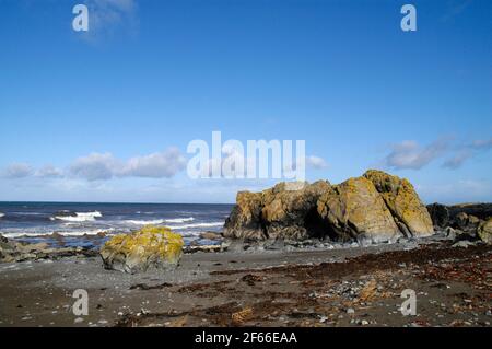 Costa frastagliata e spiaggia a Turnberry, Ayrshire, Scozia Foto Stock