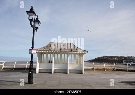 Sul molo Cromer, Cromer, Norfolk, Inghilterra, Regno Unito Foto Stock