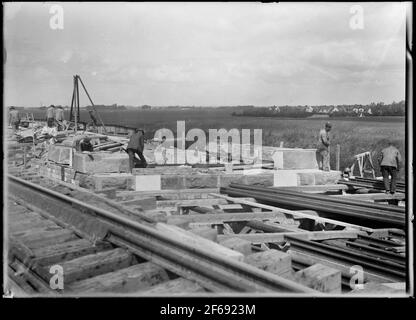 Ricostruire il viadotto attraverso la ferrovia di Malmö Ystad, sulla rotta tra Malmö e Trelleborg. Foto Stock