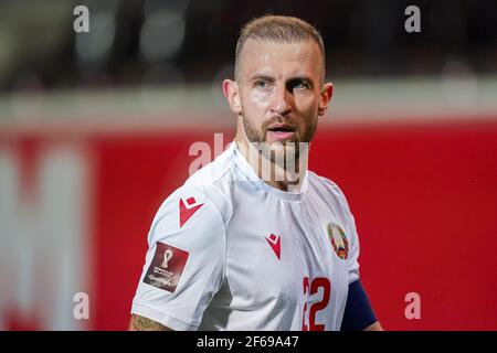 LEUVEN, BELGIO - MARZO 30: Igor Stasevich della Bielorussia durante la Coppa del mondo FIFA 2022 Qatar Qualifier match tra Belgio e Bielorussia a Den Dreef on Foto Stock