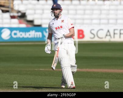 Chelmsford, Regno Unito. 30 Marzo 2021. CHELMSFORD INGHILTERRA - MARZO 30: Essex's Nick Browne durante il amichevole giorno due di 2 incontro tra Essex CCC e Kent CCC al Cloudfm County Ground il 30 Marzo 2021 a Chelmsford, Inghilterra Credit: Action Foto Sport/Alamy Live News Foto Stock