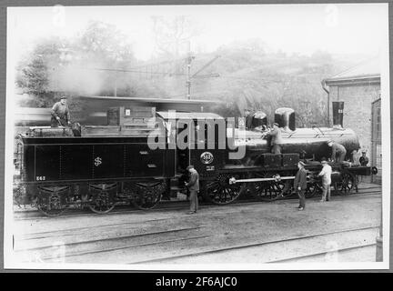 Manutenzione della locomotiva a vapore. Le ferrovie dello Stato, SJ CD 563. Foto Stock