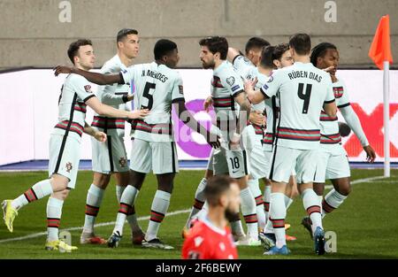 Lussemburgo, Lussemburgo. 30 Marzo 2021. Cristiano Ronaldo del Portogallo festeggia il suo obiettivo con i compagni di squadra durante la Coppa del mondo FIFA 2022, Qualifiers, Gruppo A, partita di calcio tra Lussemburgo e Portogallo il 30 marzo 2021 a Josy Barthel a Lussemburgo, Lussemburgo - Foto Jean Catuffe/DPPI Credit: DPPI Media/Alamy Live News Foto Stock