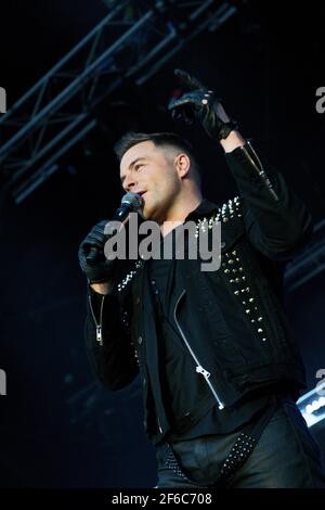 Shane Filan of Westlife che si esibisce dal vivo al Midlands Festival 2010 Foto Stock