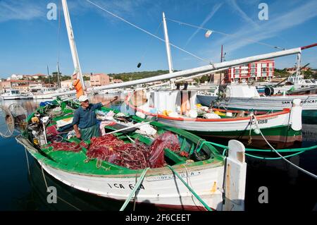 Bilancelle, imbarcazioni da pesca tipiche, Carloforte, Isola di San Pietro, Sulcis Iglesiente, Carbonia Iglesias, Sardegna, Italia, Europa Foto Stock