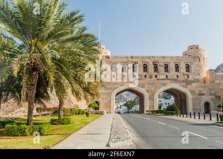 Porta di Mascate, porta d'ingresso alla Vecchia Mascate, Oman Foto Stock