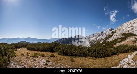 Vista panoramica dal rifugio Bettelwurf in Tirolo, Austria Foto Stock