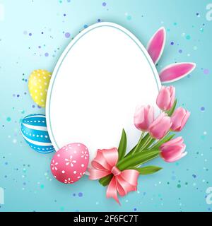 Buon modello di banner pasquale con uova di Pasqua e fiore di tulipano nastro rosa orecchio di coniglio Foto Stock