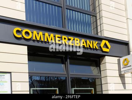 Ramo della Commerzbank a Berlino, Germania Foto Stock