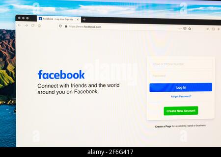 Pagina di accesso ai social media di Facebook sulla schermata macOS in 2021 Foto Stock