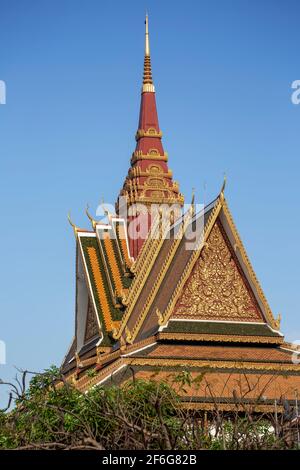 Stupa del tempio, il monastero di Preah Prohm Rath e il centro buddista, Siem Reap, Cambogia Foto Stock