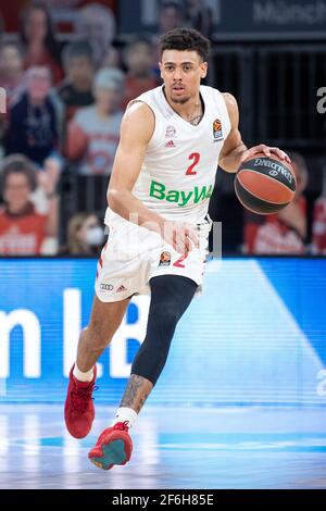 Monaco, Germania. 30 Marzo 2021. Pallacanestro: Eurolega, FC Bayern München - Fenerbahce Istanbul all'Audi Dome. Il bayern Wade Baldwin di Monaco gioca la palla. Credit: Attias Balk/dpa/Alamy Live News Foto Stock