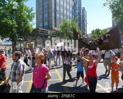 Madrid, Spagna; giugno 19 2011. Massiccia manifestazione a Madrid durante le proteste del 19-J, guidate dal movimento del 15-M. Fotografia scattata il 19 2011 giugno Foto Stock