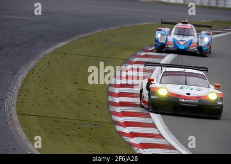 91 LIETZ Richard (aut), MAKOWIECKI Frederic (fra), Porsche 911 RSR del team Porsche GT, in azione durante il Campionato Mondiale FIA WEC Endurance 2017 6 ore di Nurburgring, Germania, dal 14 al 16 luglio - Foto Clemente Marin / DPPI Foto Stock