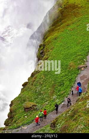 Cascate di Gullfoss. Gullfoss è una cascata situata nel canyon del fiume Hvítá, nel sud-ovest dell'Islanda. Foto Stock